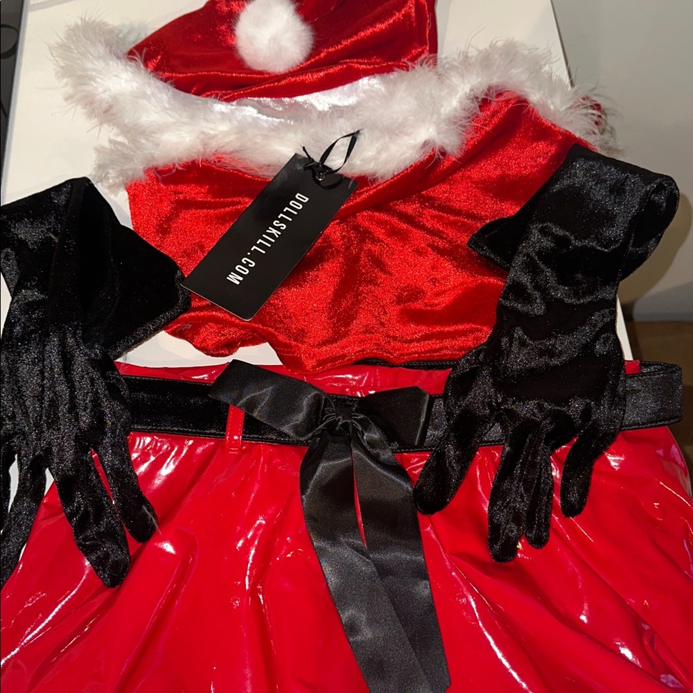 Trickz n Treatz Mean Girls Santa Costume